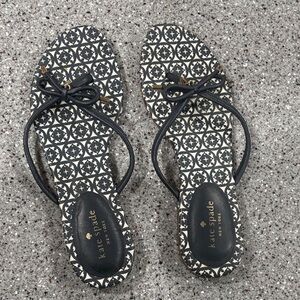 Kate Spade Geometric Black and Cream Sandals
